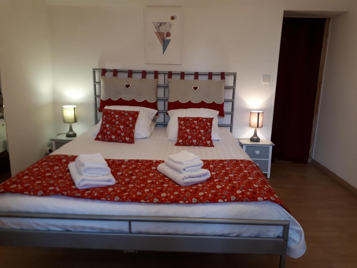 Bed and Breakfast L'Aur~Elie Lalinde Экстерьер фото