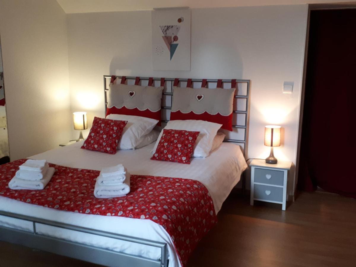 Bed and Breakfast L'Aur~Elie Lalinde Экстерьер фото