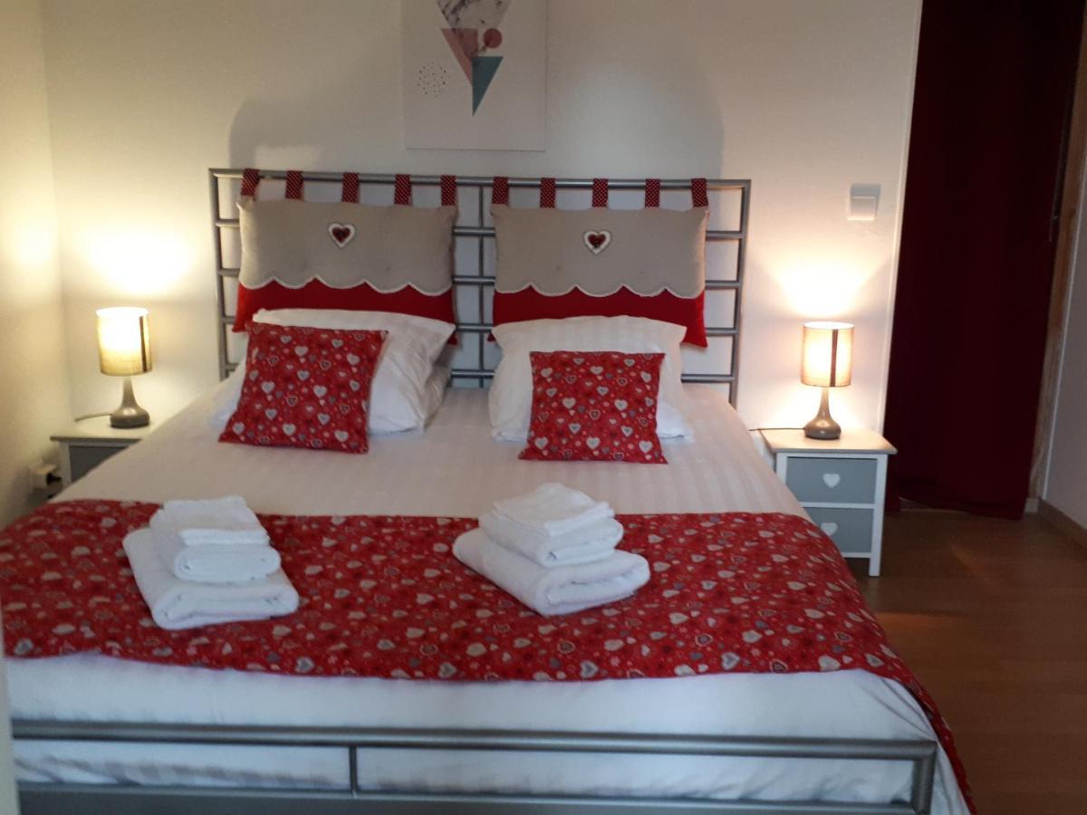 Bed and Breakfast L'Aur~Elie Lalinde Экстерьер фото